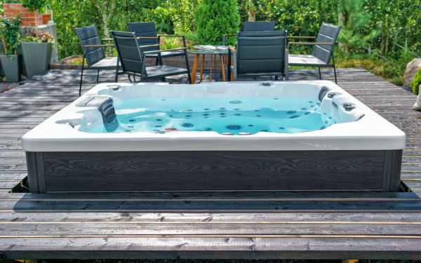 Cost of Spa Deck Remodeling in Glen Burnie